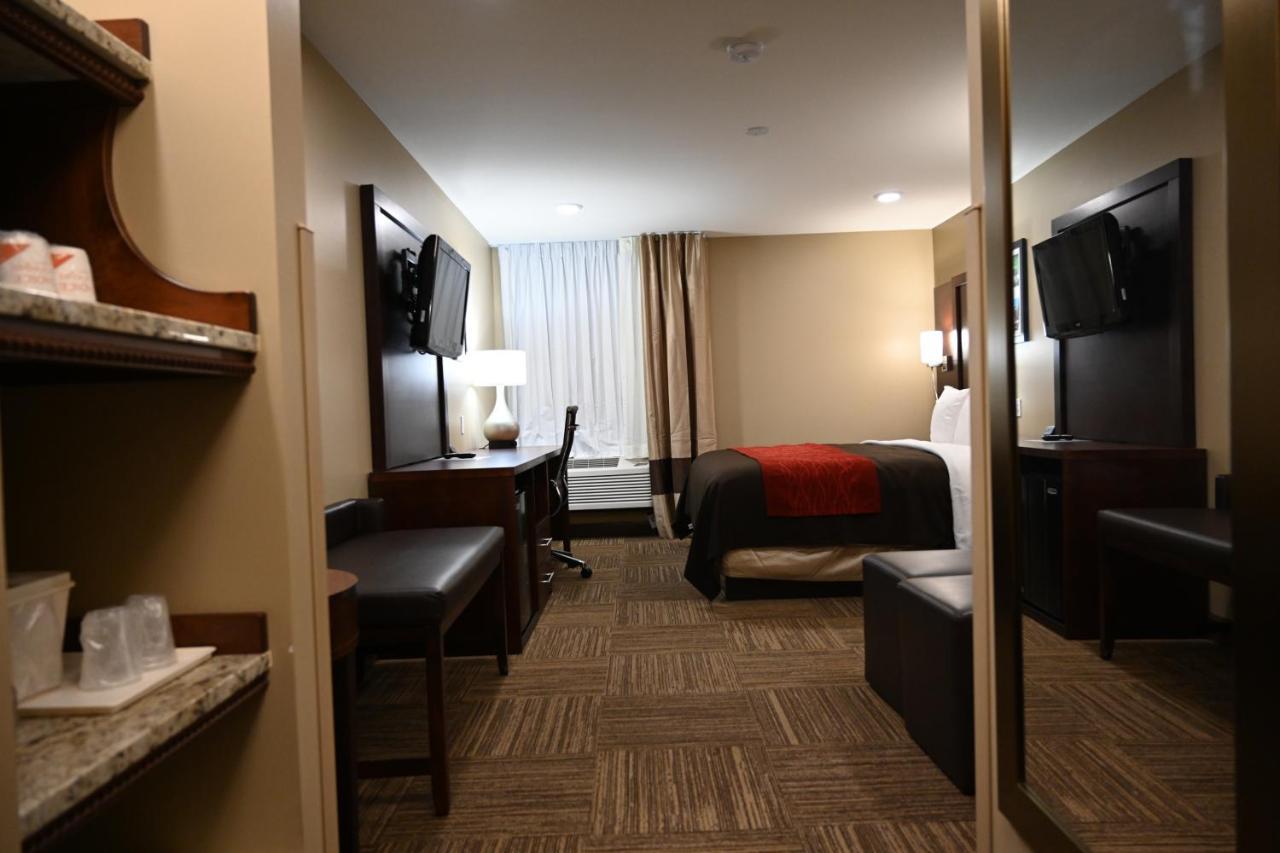 Giles Hotel Inn And Suites Pulaski Kültér fotó