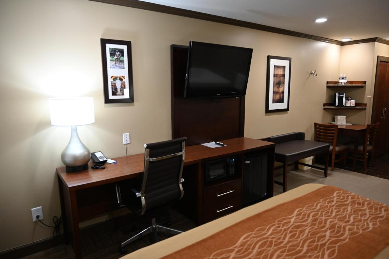 Giles Hotel Inn And Suites Pulaski Kültér fotó