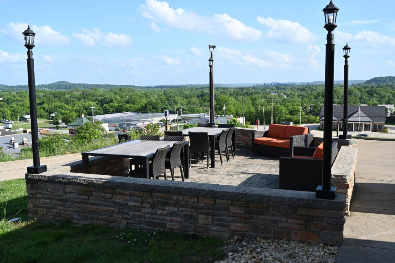 Giles Hotel Inn And Suites Pulaski Kültér fotó