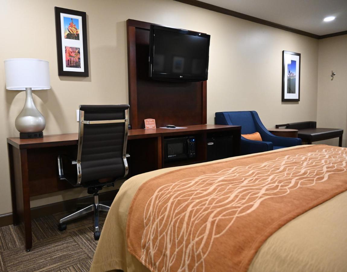 Giles Hotel Inn And Suites Pulaski Kültér fotó